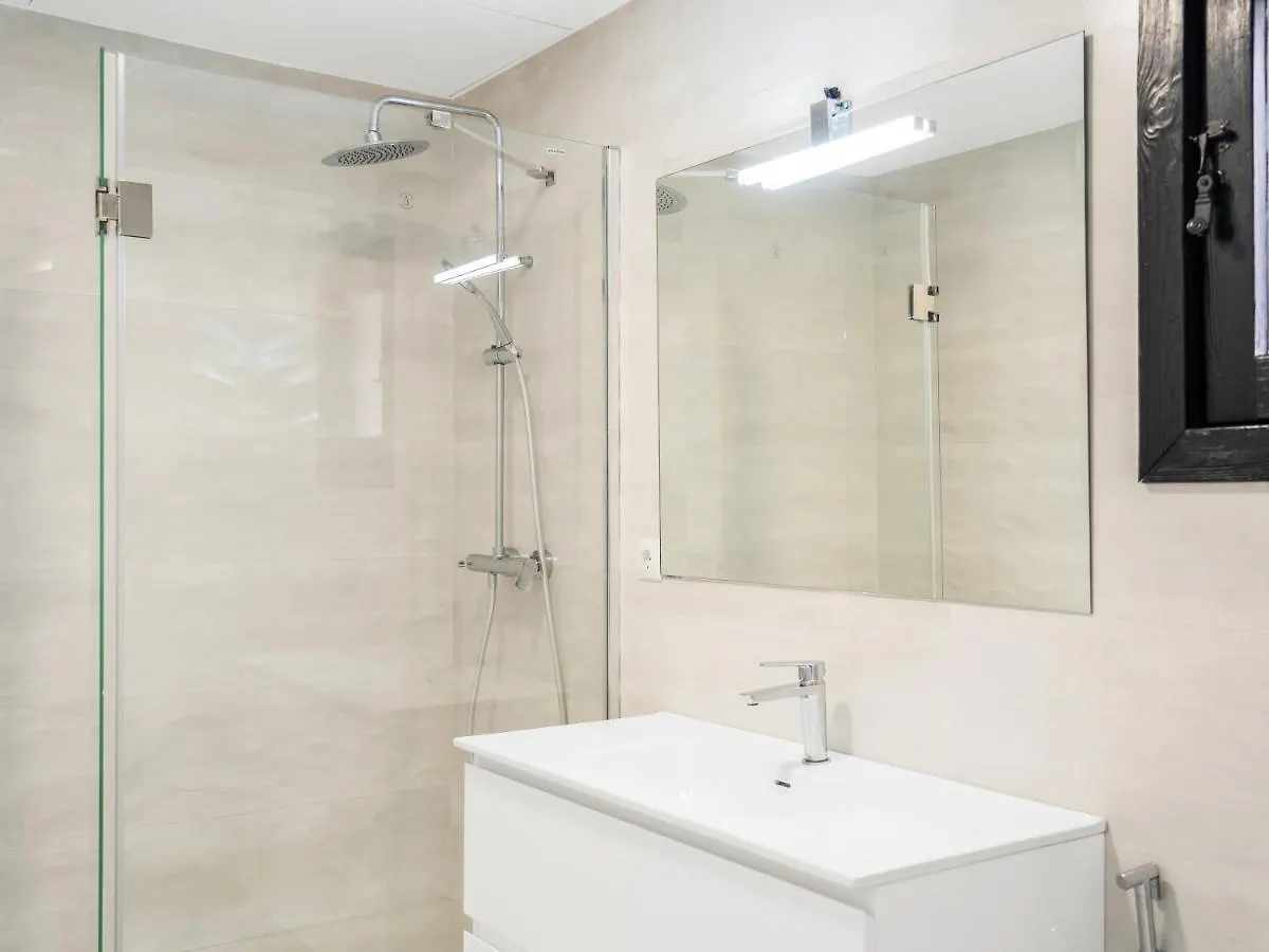 Sanders Sol 1 - Smart Three-Bedroom Apartment In The Center Of Puerto Banus Nightlife Marbella Spain